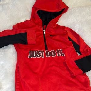 Nike Boys red and black hooded sweatshirt 7 boys